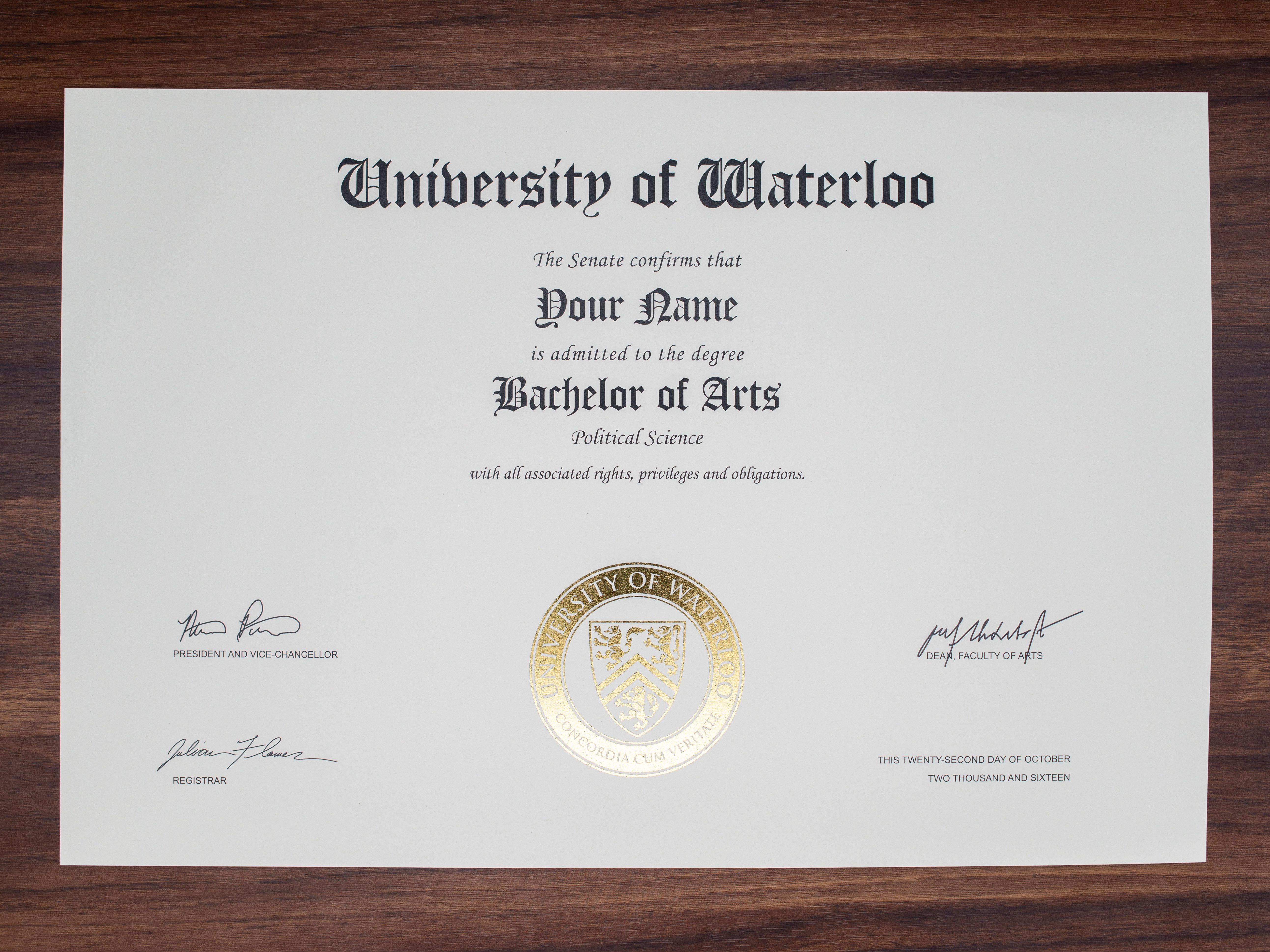 Fake College &amp; University Diplomas Canada - Realistic Diplomas